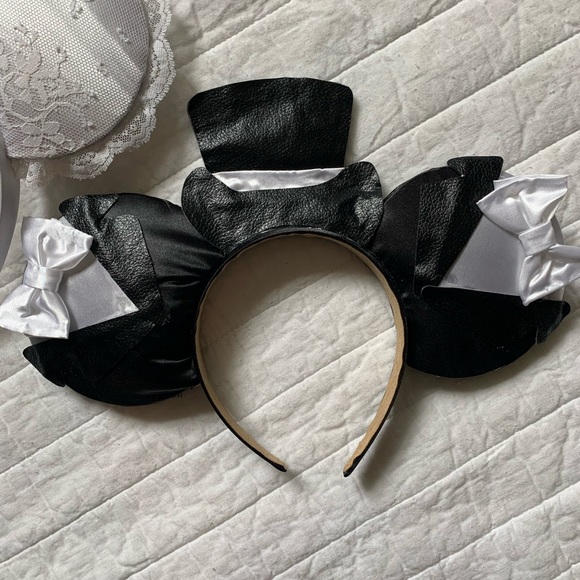 💍Bride & groom Disney Ears Set - Picture 5 of 7